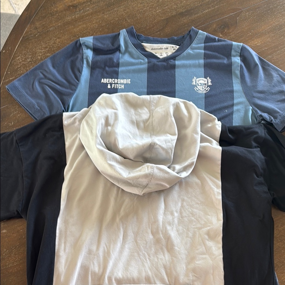 Abercrombie & Fitch Blue and Black Jersey Tops
